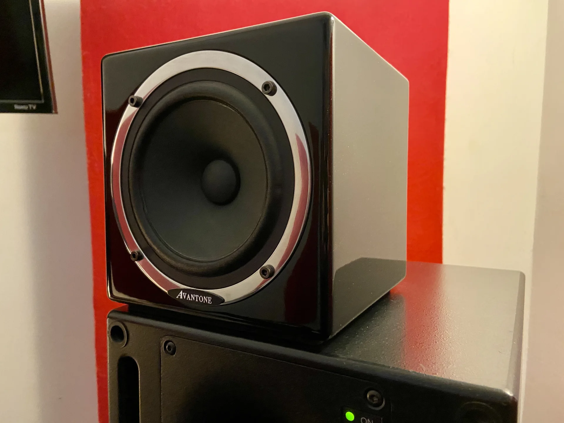 Close view of a studio monitor